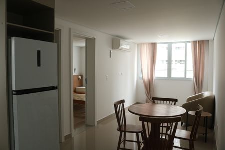 Sala de apartamento para alugar com 1 quarto, 42m² em Perdizes, São Paulo