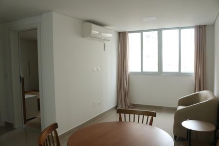 Sala de apartamento para alugar com 1 quarto, 38m² em Perdizes, São Paulo