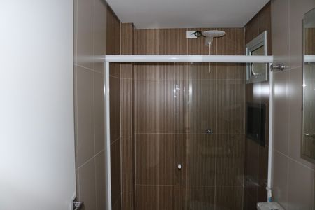 Banheiro de apartamento para alugar com 1 quarto, 38m² em Perdizes, São Paulo