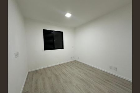 Quarto 2 de apartamento para alugar com 2 quartos, 55m² em Votupoca, Barueri