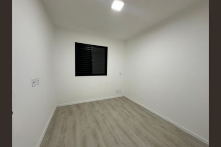 Quarto 1 de apartamento para alugar com 2 quartos, 55m² em Votupoca, Barueri