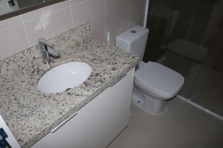 Banheiro de apartamento para alugar com 1 quarto, 38m² em Perdizes, São Paulo