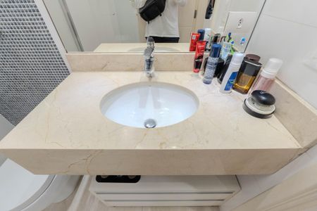 Apartamento para alugar com 93m², 2 quartos e 1 vaga Apartamento para alugar com 93m², 2 quartos e 1 vagaBanheiro