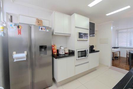 Apartamento para alugar com 93m², 2 quartos e 1 vaga Apartamento para alugar com 93m², 2 quartos e 1 vagaCozinha
