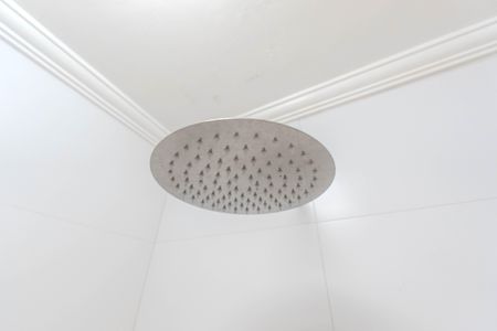 Apartamento para alugar com 93m², 2 quartos e 1 vaga Apartamento para alugar com 93m², 2 quartos e 1 vagaBanheiro da Suíte 1