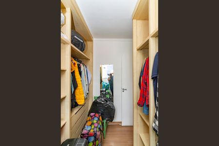 Apartamento para alugar com 160m², 2 quartos e 2 vagas Apartamento para alugar com 160m², 2 quartos e 2 vagasCloset - Quarto 3