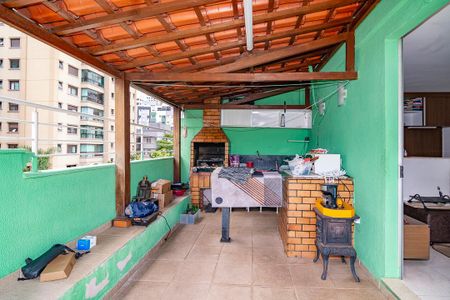 Apartamento para alugar com 160m², 2 quartos e 2 vagas Apartamento para alugar com 160m², 2 quartos e 2 vagasVaranda