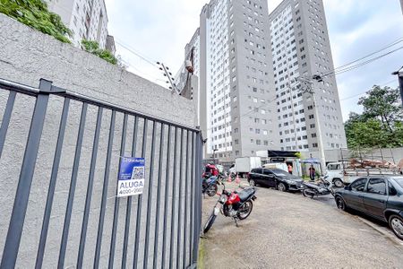 Apartamento para alugar com 45m², 2 quartos e sem vagaFachada com Plaquinha
