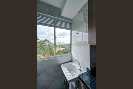 Apartamento para alugar com 45m², 2 quartos e sem vagaCozinha e Área de Serviço