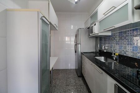 Apartamento para alugar com 59m², 2 quartos e 2 vagasCozinha