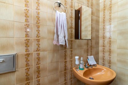 Casa para alugar com 200m², 4 quartos e 2 vagasBanheiro da Suíte