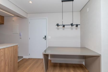 Sala de apartamento para alugar com 2 quartos, 91m² em Vila Anastácio, São Paulo