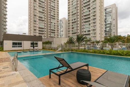 Apartamento para alugar com 91m², 2 quartos e 2 vagasÁrea Comum - Piscina