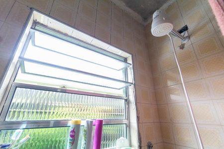 Casa à venda com 80m², 2 quartos e 2 vagas Casa à venda com 80m², 2 quartos e 2 vagasBanheiro