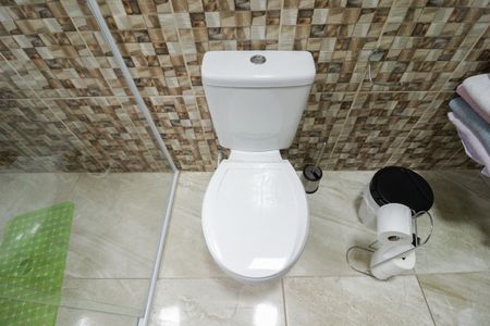 Casa à venda com 260m², 4 quartos e 5 vagas Casa à venda com 260m², 4 quartos e 5 vagasBanheiro