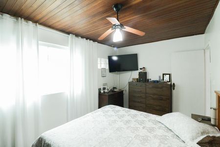 Casa à venda com 260m², 4 quartos e 5 vagas Casa à venda com 260m², 4 quartos e 5 vagasQuarto 1
