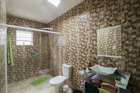 Casa à venda com 260m², 4 quartos e 5 vagas Casa à venda com 260m², 4 quartos e 5 vagasBanheiro