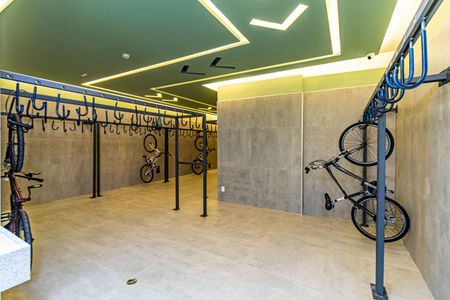 Apartamento à venda com 32m², 1 quarto e sem vagaÁrea comum - Bicicletário