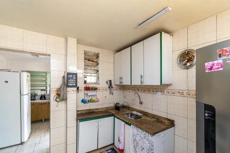 Casa à venda com 216m², 4 quartos e 3 vagasCozinha