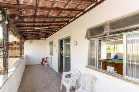 Casa à venda com 216m², 4 quartos e 3 vagasVaranda do Terraço