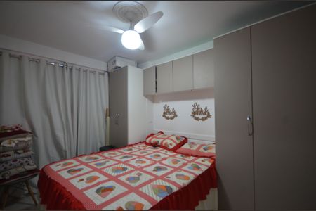 Qurto 1 Suite de apartamento para alugar com 2 quartos, 70m² em Jardim Sulacap, Rio de Janeiro