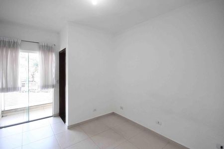Casa à venda com 2 quartos, 90m² em Vila Carmem, São Paulo