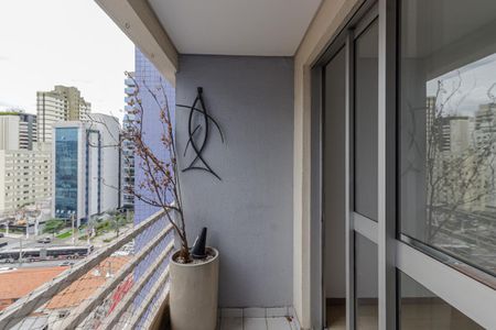 Sacada de apartamento à venda com 3 quartos, 88m² em Vila Olímpia, São Paulo