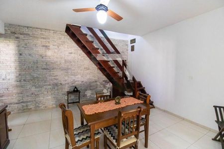 Casa à venda com 3 quartos, 200m² em Engenho do Mato, Niterói