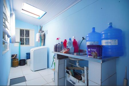 Casa à venda com 94m², 2 quartos e 1 vagaÁrea de Serviço