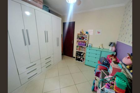 Casa à venda com 2 quartos, 69m² em Sapê, Niterói