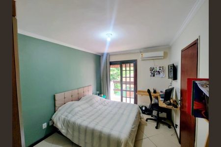 Casa à venda com 2 quartos, 69m² em Sapê, Niterói