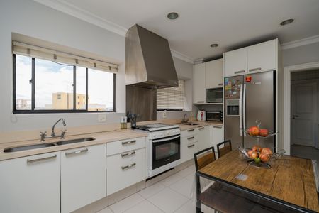 Apartamento à venda com 272m², 4 quartos e 5 vagasCozinha