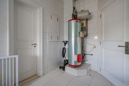 Apartamento à venda com 272m², 4 quartos e 5 vagasÁrea de Serviço