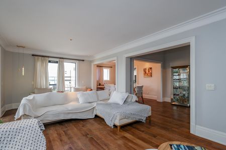 Apartamento à venda com 272m², 4 quartos e 5 vagasSala