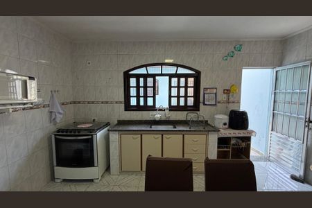 Casa à venda com 139m², 2 quartos e 8 vagasCozinha