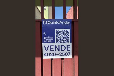 Casa à venda com 139m², 2 quartos e 8 vagasFachada