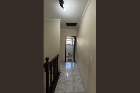 Casa à venda com 139m², 2 quartos e 8 vagasCorredor
