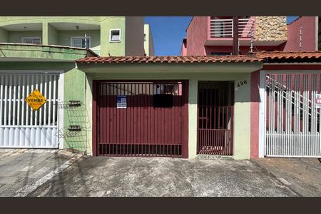 Casa à venda com 139m², 2 quartos e 8 vagasFachada