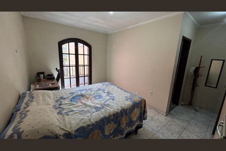 Casa à venda com 2 quartos, 139m² em Vila Pires, Santo André
