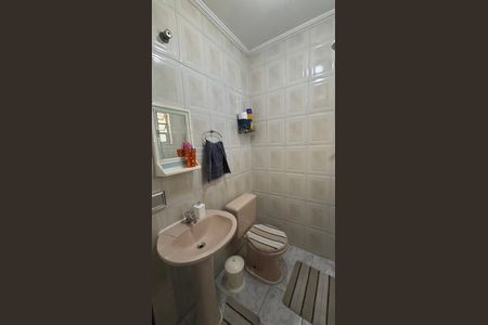 Casa à venda com 139m², 2 quartos e 8 vagasBanheiro - Area de Serviço