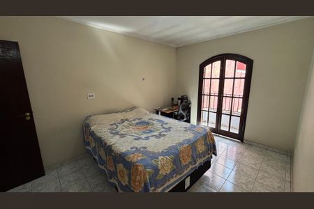 Casa à venda com 139m², 2 quartos e 8 vagasSuite