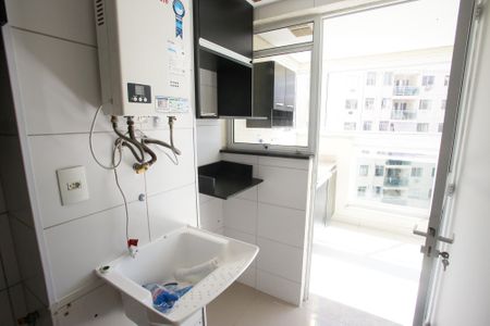 Apartamento para alugar com 90m², 3 quartos e 1 vagaÁrea de Serviço