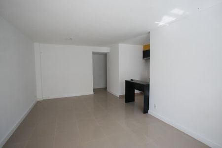 Apartamento para alugar com 90m², 3 quartos e 1 vagaSala