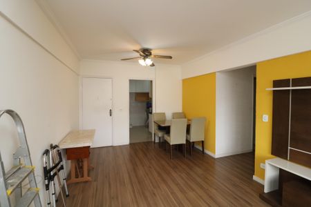 Sala de apartamento para alugar com 3 quartos, 77m² em Jardim Vila Formosa, São Paulo