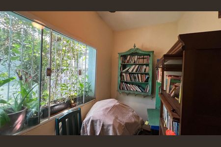 Casa à venda com 3 quartos, 104m² em Santa Barbara, Niterói