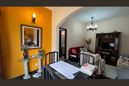 Casa à venda com 3 quartos, 104m² em Santa Barbara, Niterói