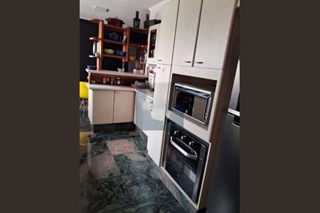 Apartamento à venda com 240m², 4 quartos e 3 vagas