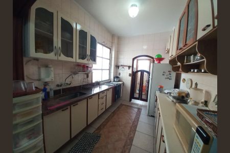 Apartamento para alugar com 142m², 2 quartos e 2 vagasCozinha