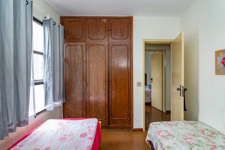 Apartamento à venda com 110m², 3 quartos e 1 vagaQuarto 2