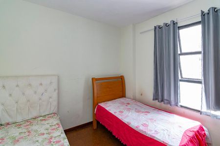 Apartamento à venda com 110m², 3 quartos e 1 vagaQuarto 2